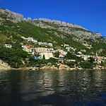 Beachfront 102 Apartament *