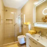 Beachfront 102 Apartament Pisak