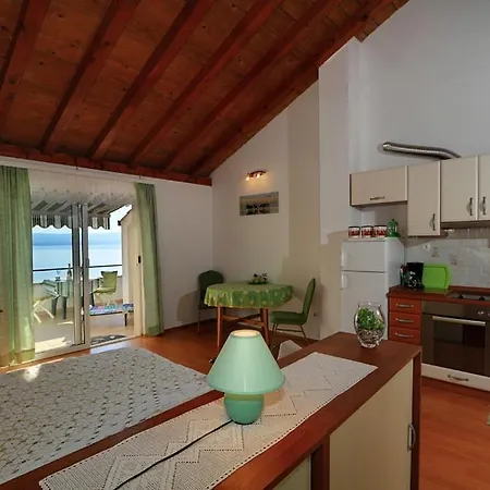 Beachfront 102