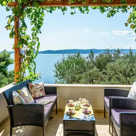 Beachfront 102 * بيساك
