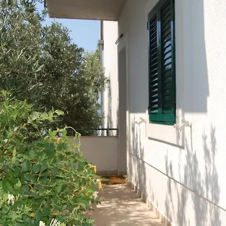 Beachfront 102 Pisak