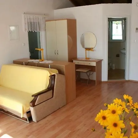 Beachfront 102 * بيساك