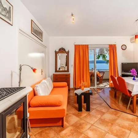 Beachfront 102 * بيساك