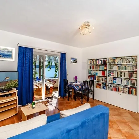 Beachfront 102 Lejlighed Pisak