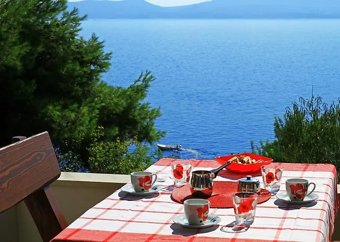 Appartement Beachfront 102 *